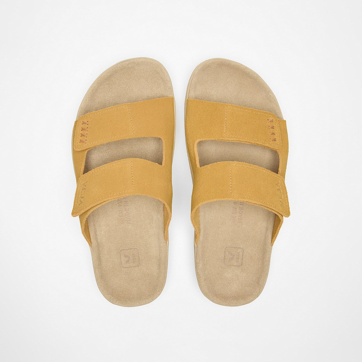 Veja || Etna - Ocre Almond - M’ Veja