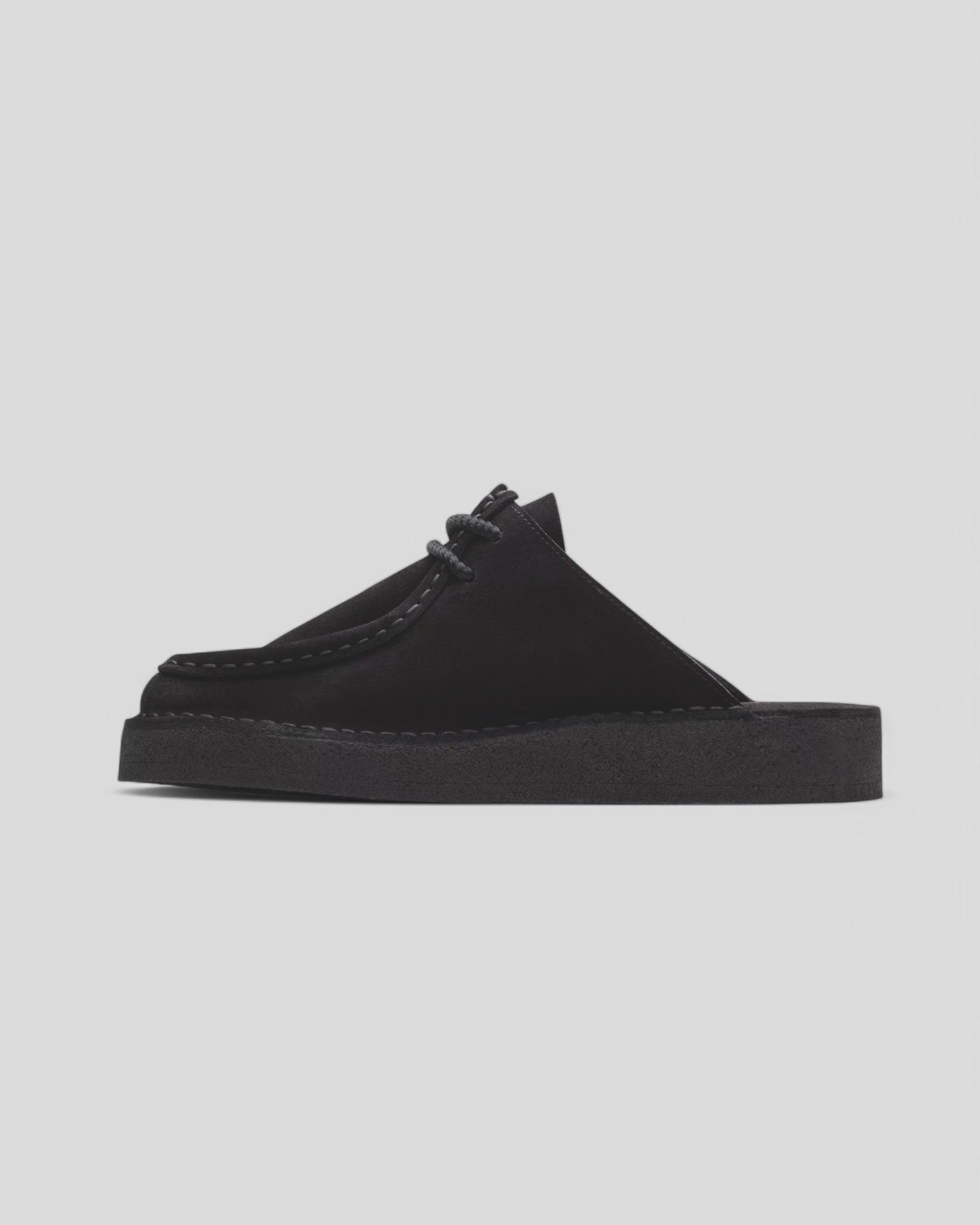 Clarks || DSRTNomad Mule - Black Side Clarks