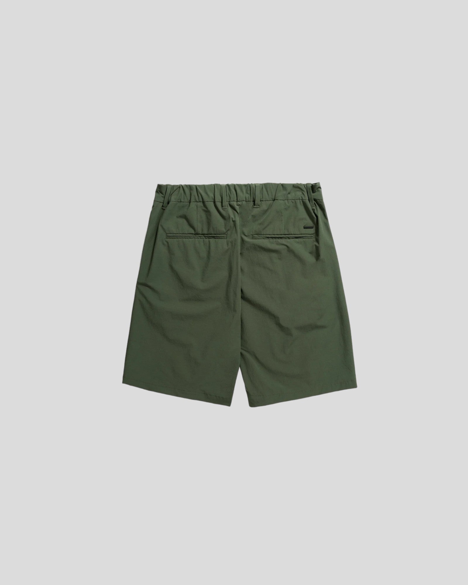 Norse Projects || Aaren Travel Light Short - Spruce Green Norse Projects