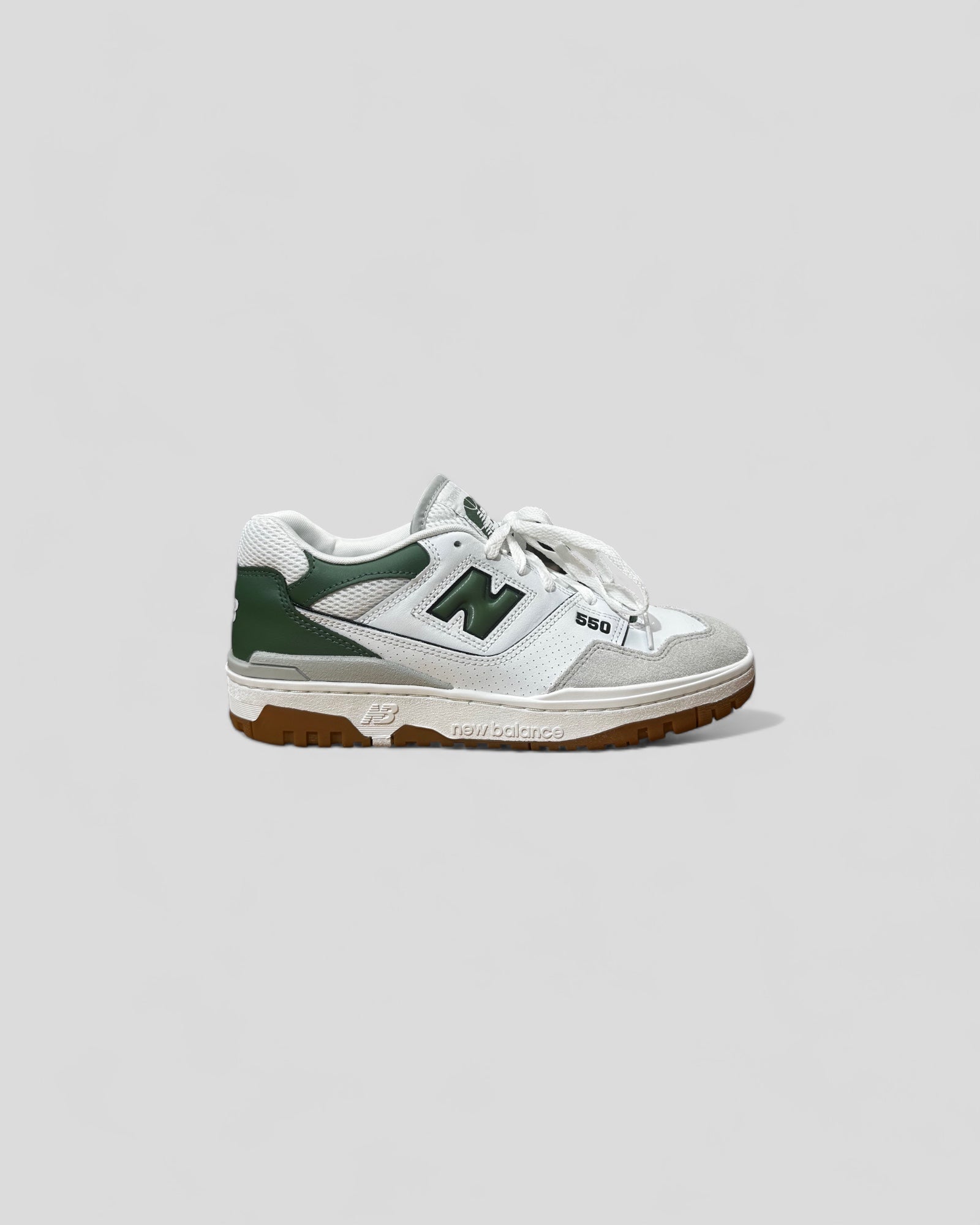 New Balance || BB550ESB - Kaki/White New Balance