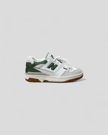 New Balance || BB550ESB - Kaki/White New Balance
