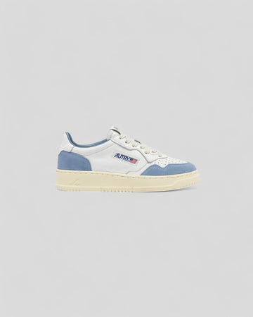 Autry || Medalist Low Wom - GS38 White/ Street Autry