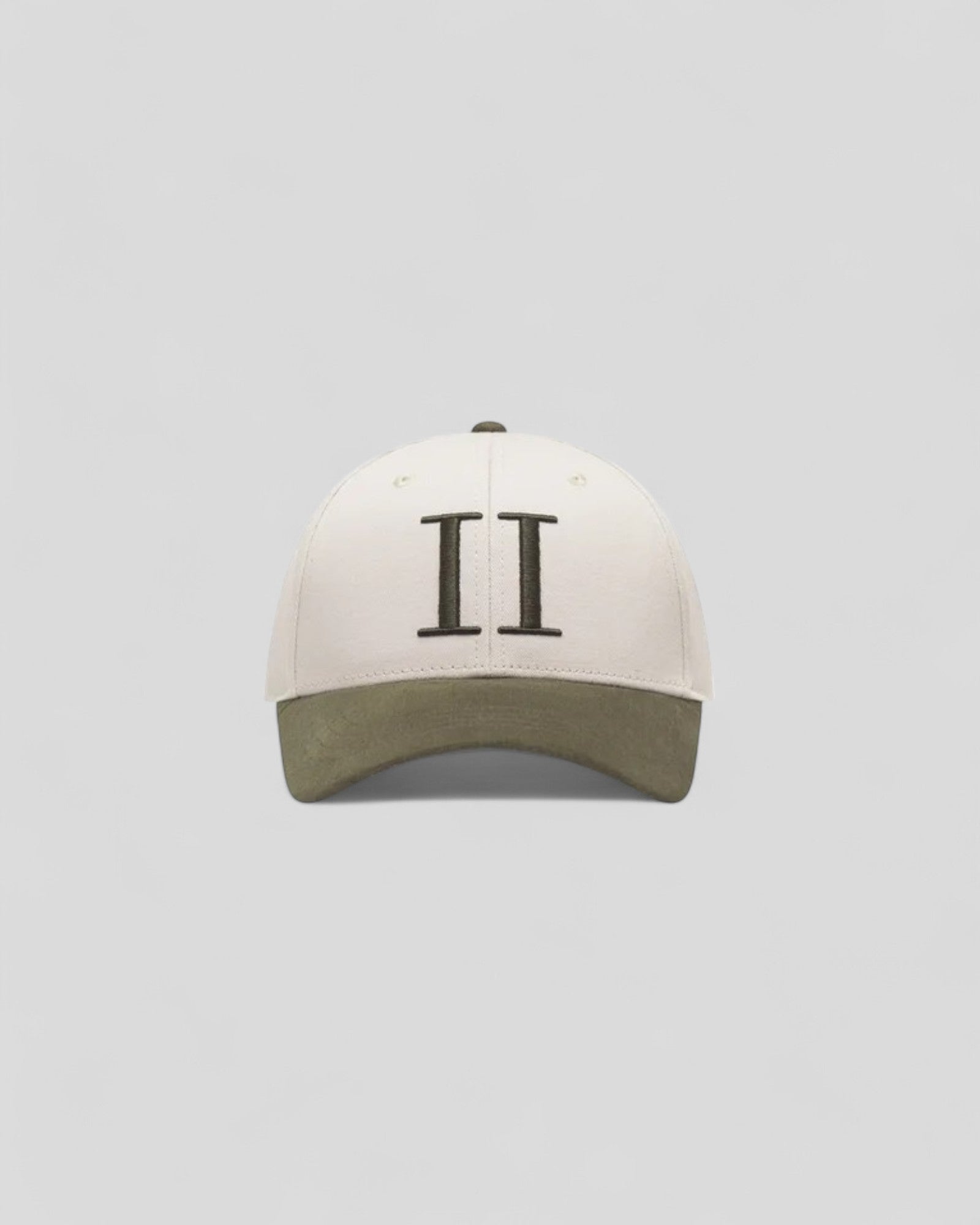Les Deux || Baseball Cap Contrast Suede II - Desert Sand/ Forest Green Les Deux