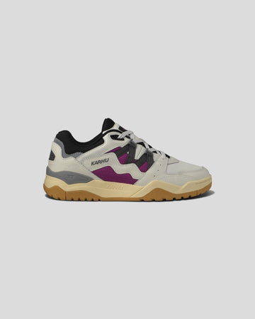 Karhu || Fusion XT - Bright White/Turbulence Karhu