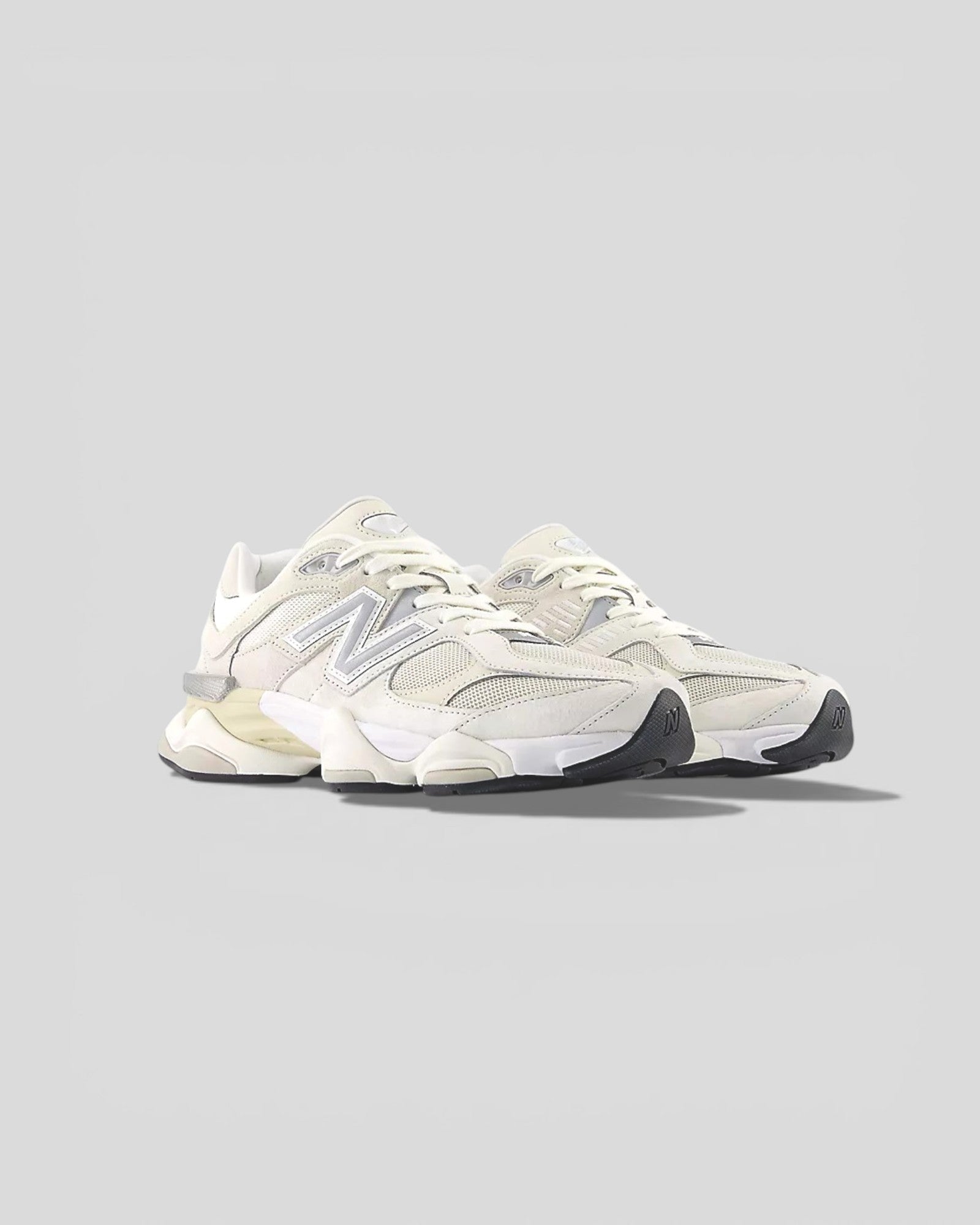 New Balance || U9060WHT - Sea Salt/ Moonbeam New Balance