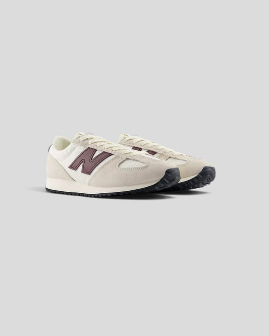 New Balance || U4718Y4 - Cream/Bordeaux New Balance