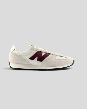 New Balance || U4718Y4 - Beige/ Bordeau