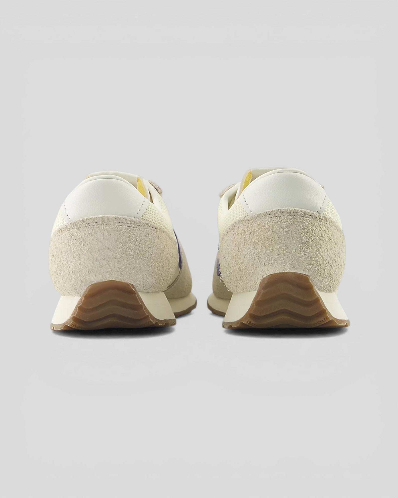 New Balance || U471AA - Timberwolf/ Angora/ Dusk Sho New Balance