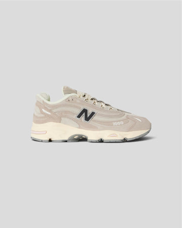 New Balance || U10004CZ- Beige/Cream - M New Balance