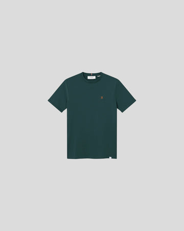 Les Deux || Norregaard T-Shirt - Pine Green/ Orange Les Deux