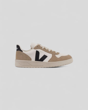 VEJA || V-10 || Extra white black sahara Veja