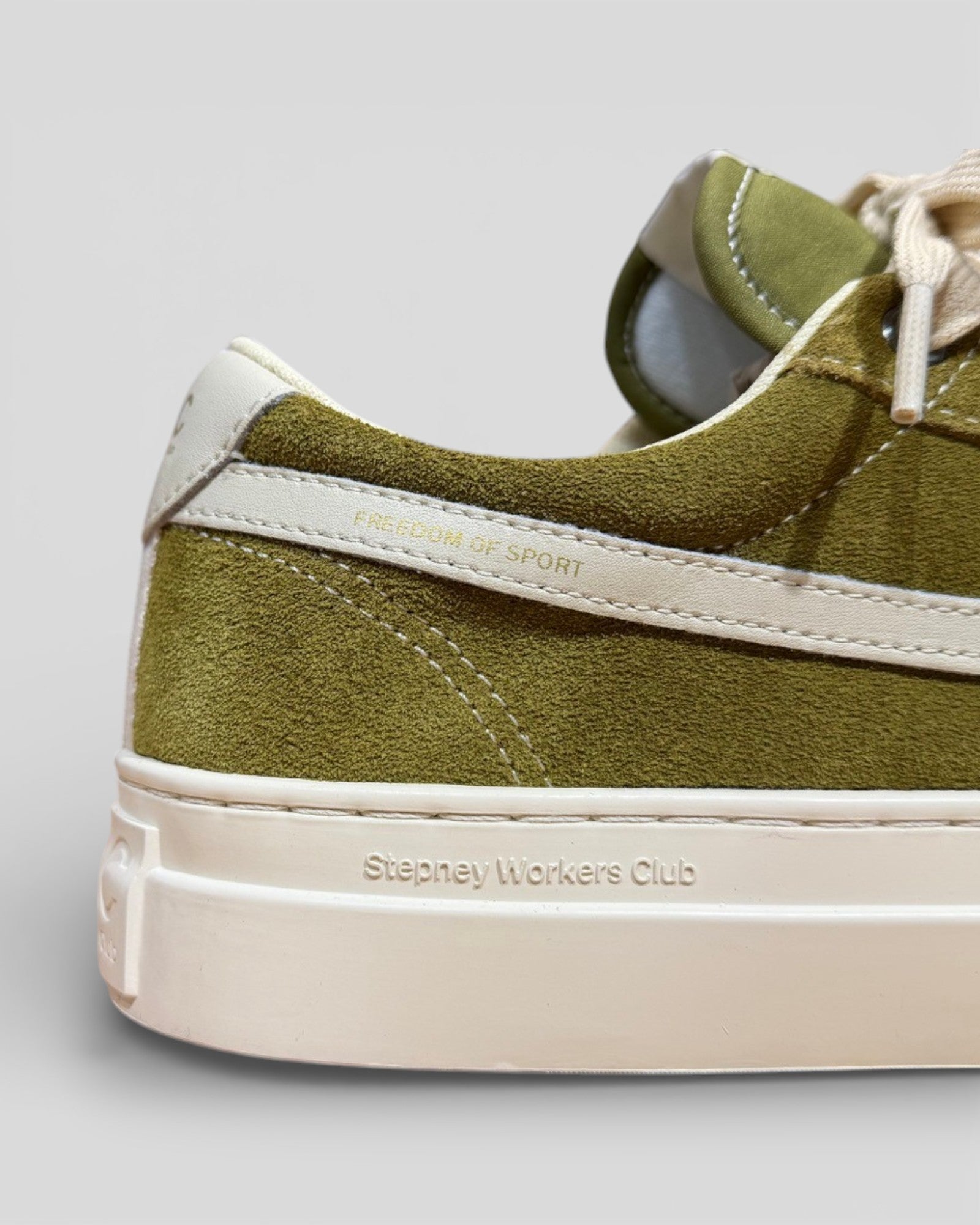 Stepney Workers Club || Dellow S - Strike Suede - Moss/ White Stepney Workers Club