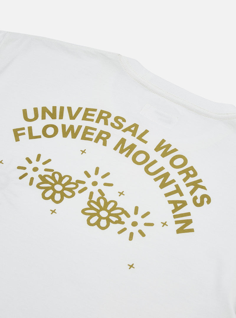 Universal Works || Flower Mountain Print - T-Shirt - Ecru Universal Works