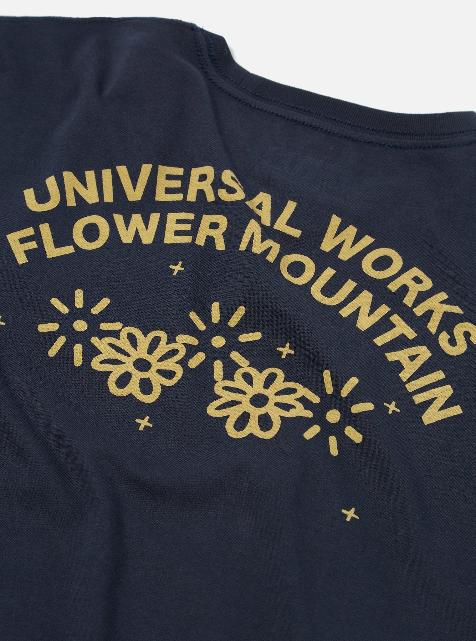 Universal Works || Flower Mountain Print - T-Shirt - Navy Universal Works