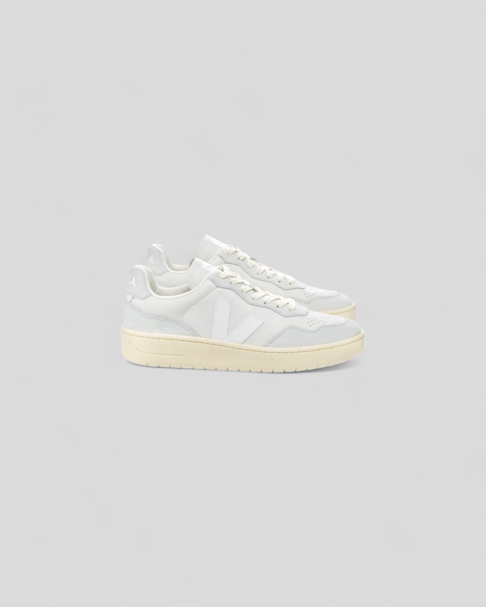 Veja || V-90 - Gravel White Veja