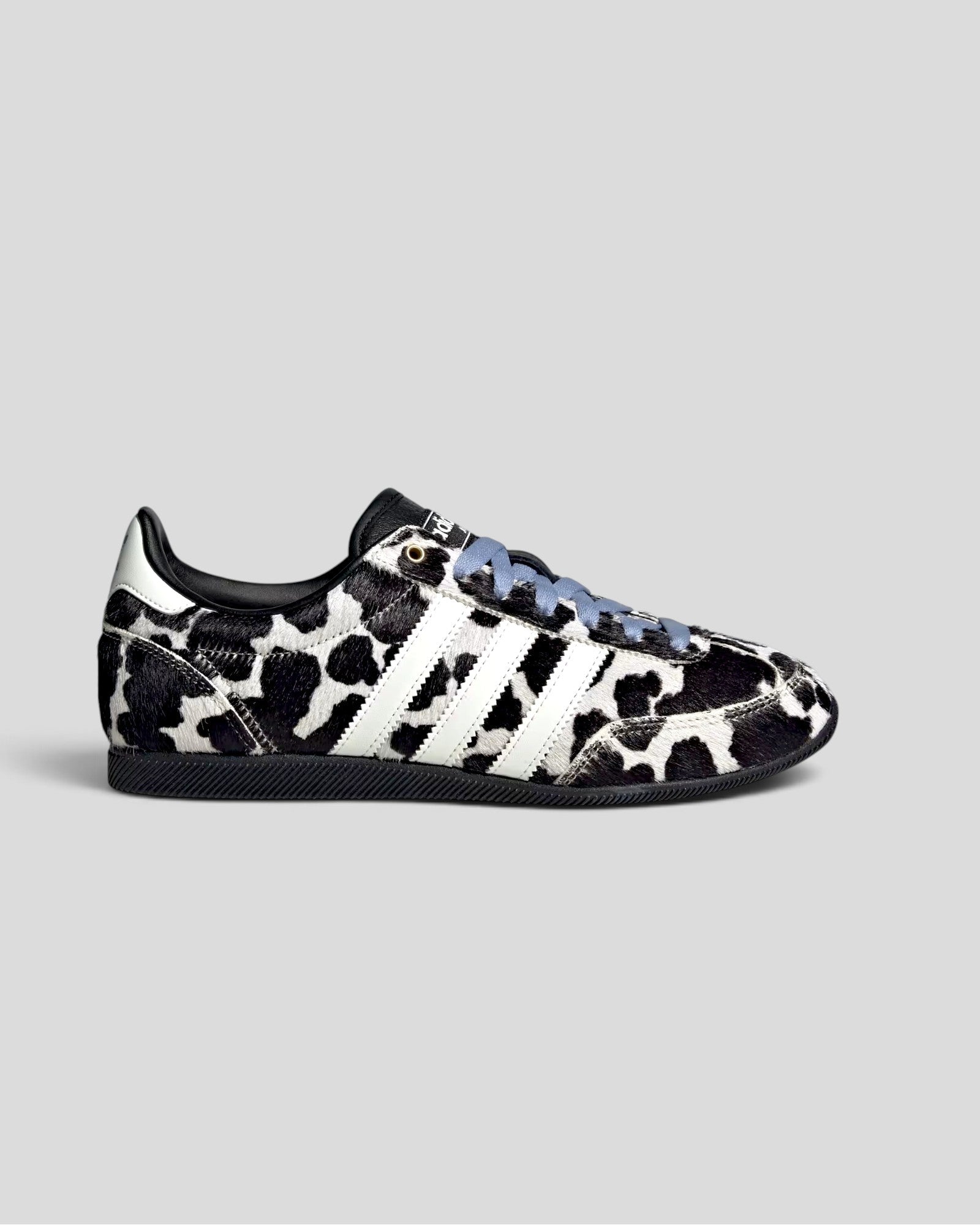 Adidas || Japan W - Core Black / Cream White / Gold Metallic Adidas