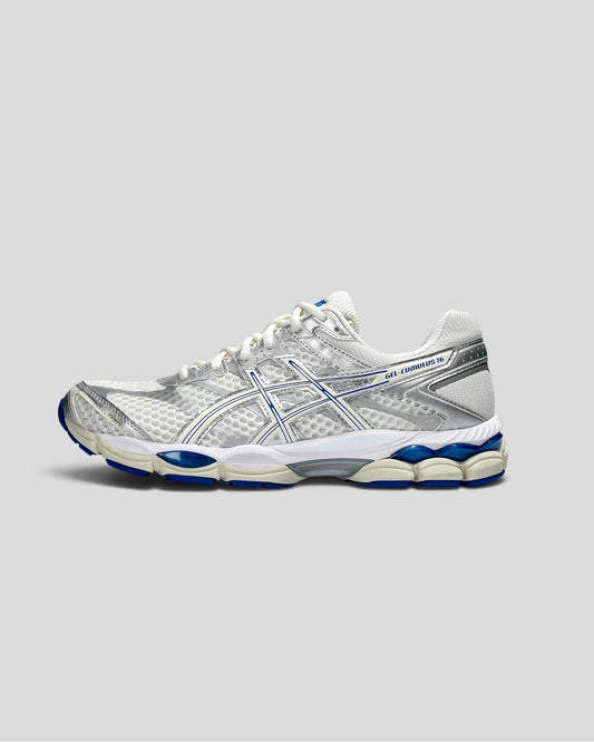Asics || Gel Cumulus 16 - Cream/ Illusion Blue Asics