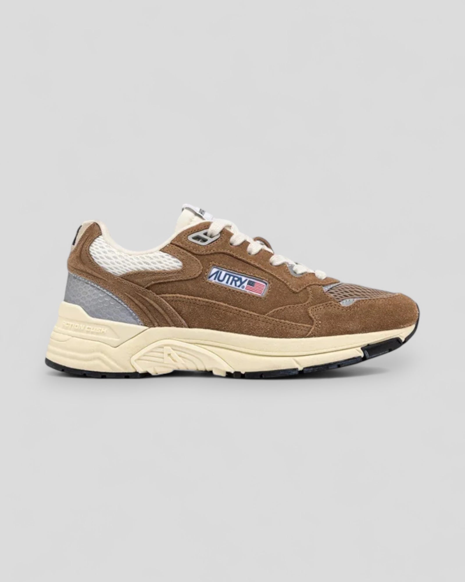 Autry || Hyperway Low Man - UM04 Suede / Mesh Cigar / Silver Autry
