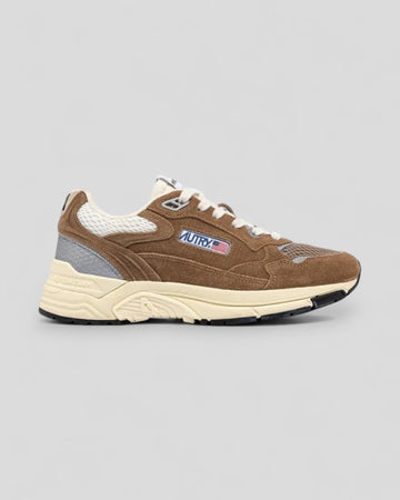 Autry || Hyperway Low Man - UM04 Suede / Mesh Cigar / Silver Autry