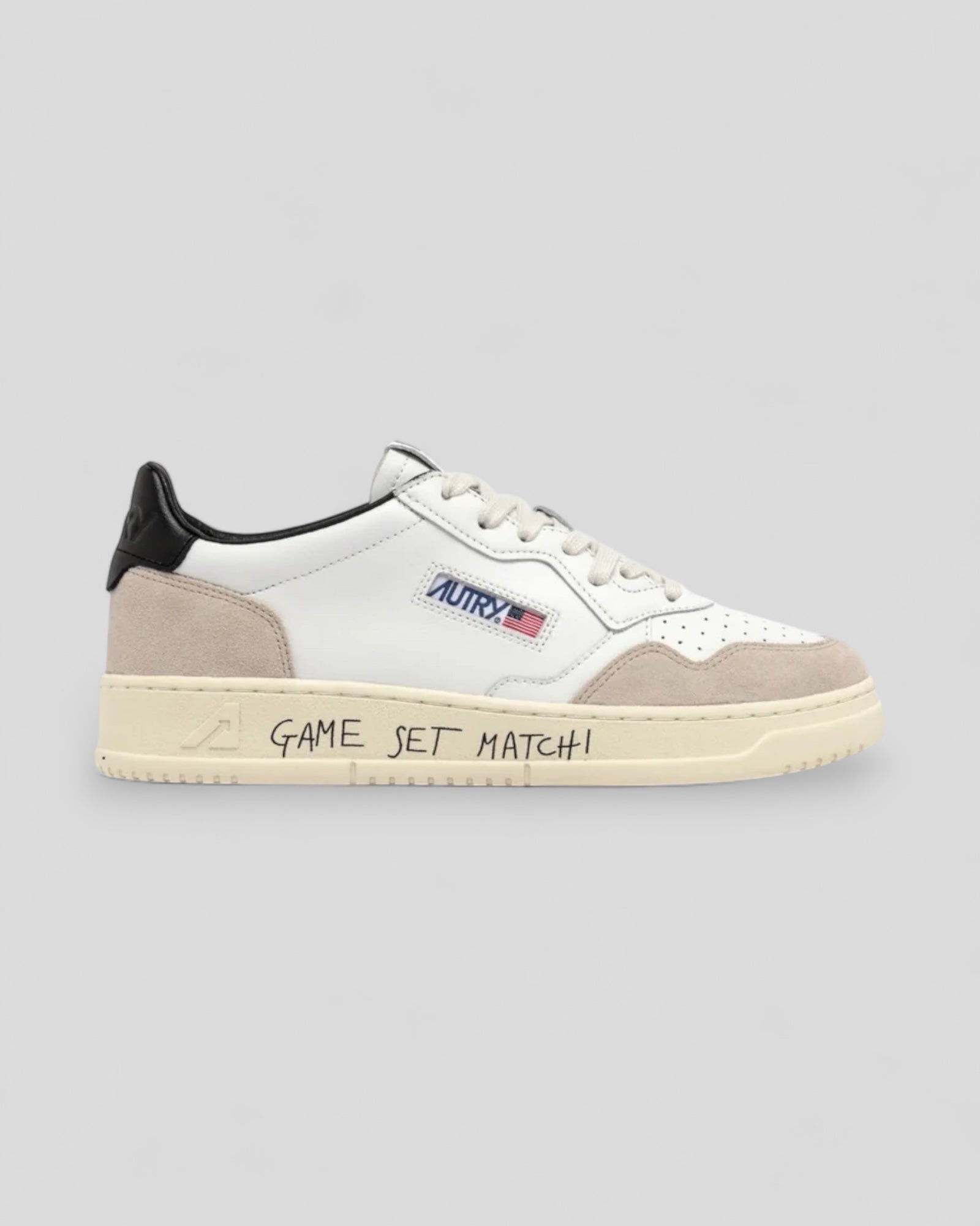 Autry || Medalist MA04 - White/ Black/ Game Set Match Autry
