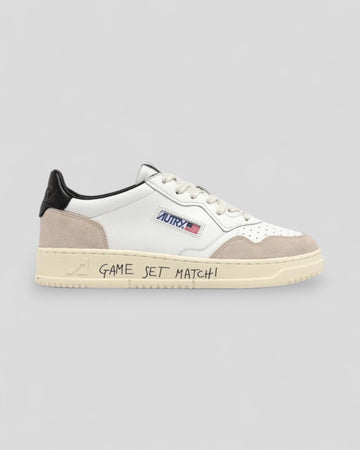 Autry || Medalist MA04 - White/ Black/ Game Set Match Autry