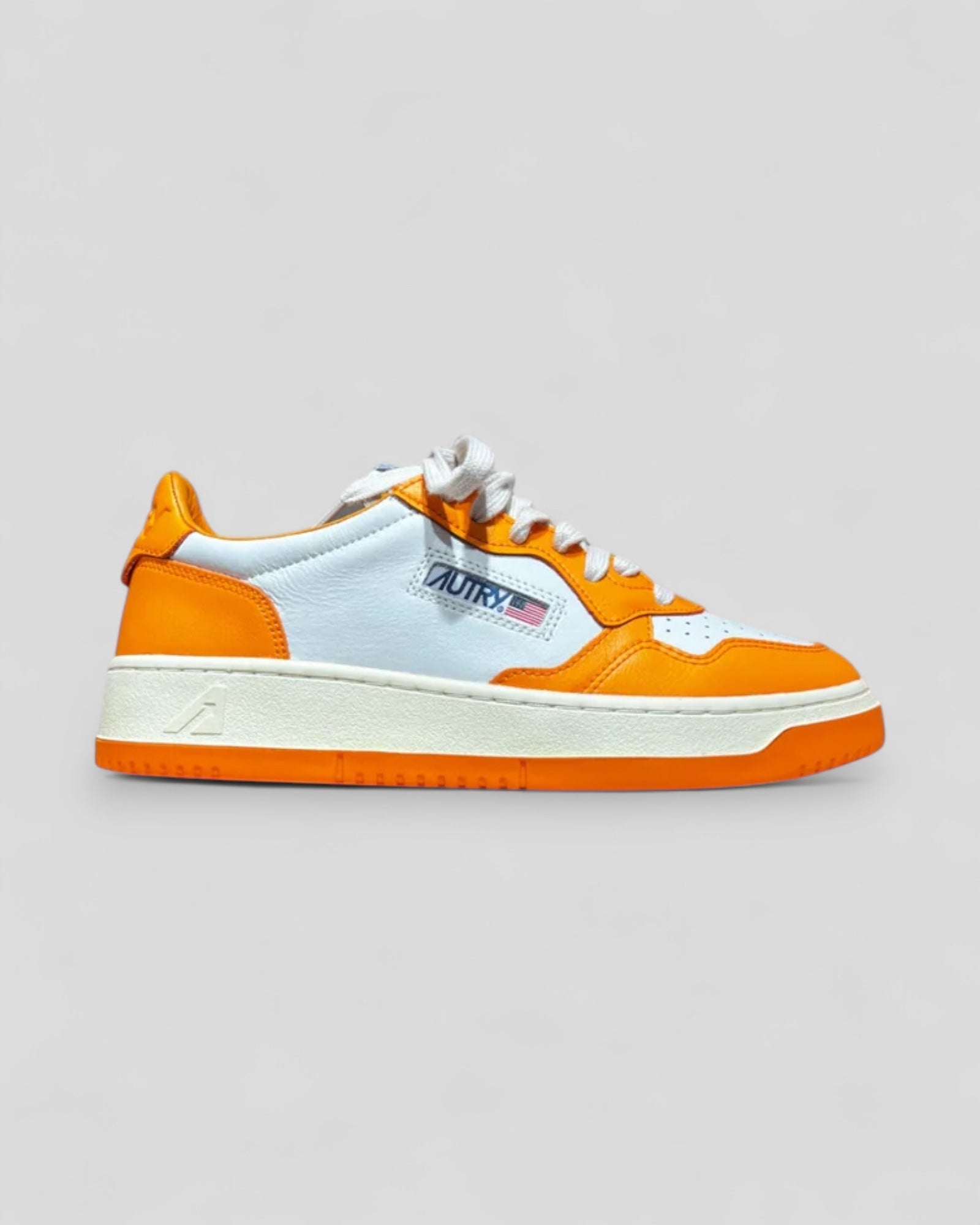 Autry || Medalist - WB06 - White/Orange Men Autry