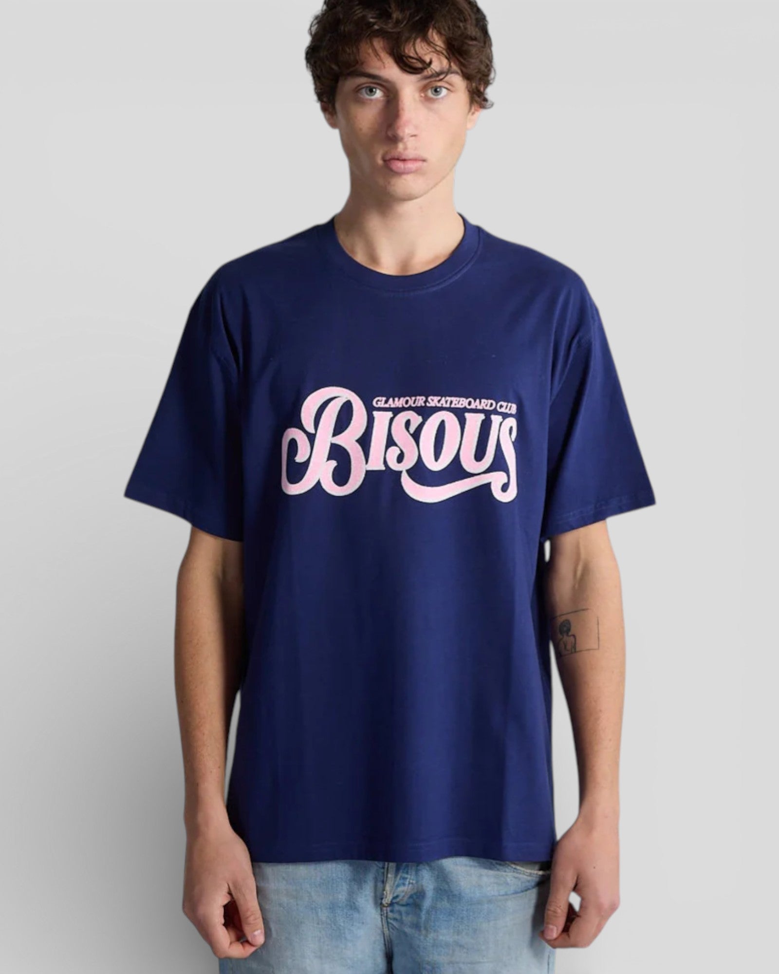 Bisous Skateboard || Glamour T-Shirt - Royal Bisous Skateboards