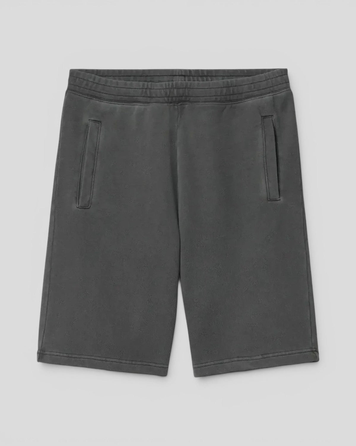 Carhartt || Nelson Sweat Short - Black Garment Dyed - M’ Carhartt