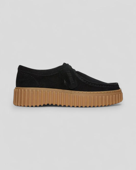 Clarks || Torhill Bee - Black Suede Clarks