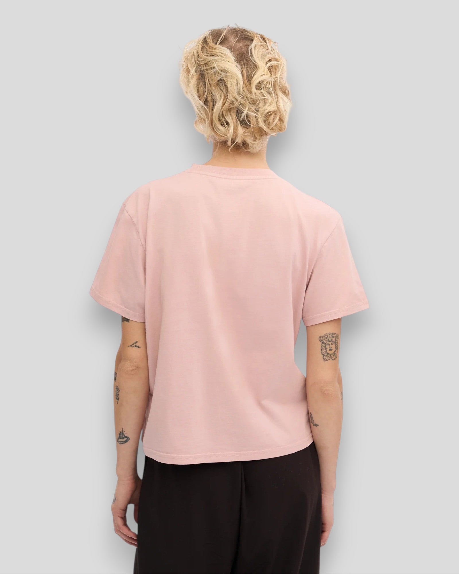 Colorful Standard || Organic Boxy Crop Tee - Faded Pink Colorful Standard