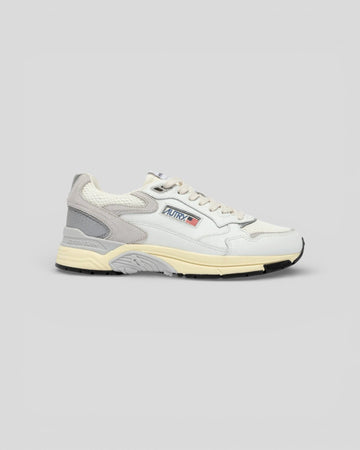 Autry || Hyperway Low Man – GN01 Mesh / White / Grey