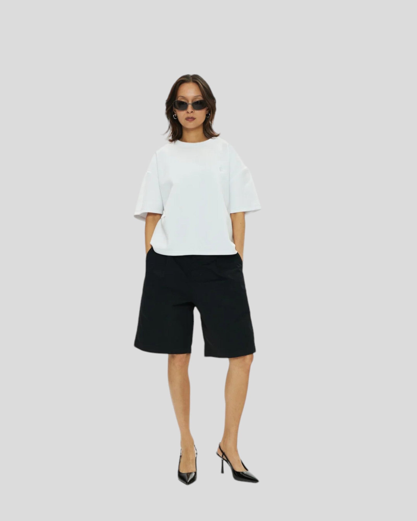 New Amsterdam || Tee Cropped - White New Amsterdam