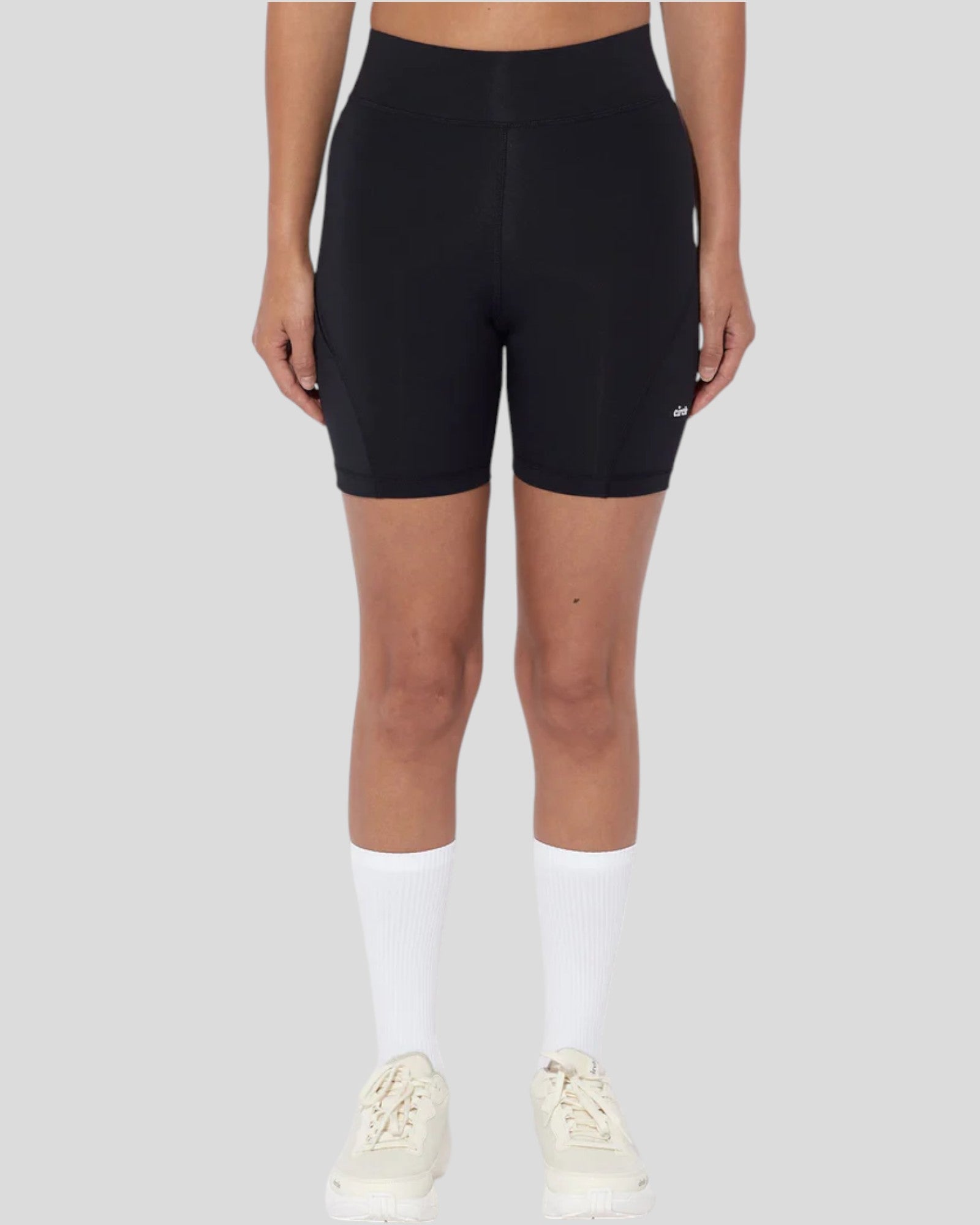 Circle || Short Running Get Shorty - Onyx Black Circle