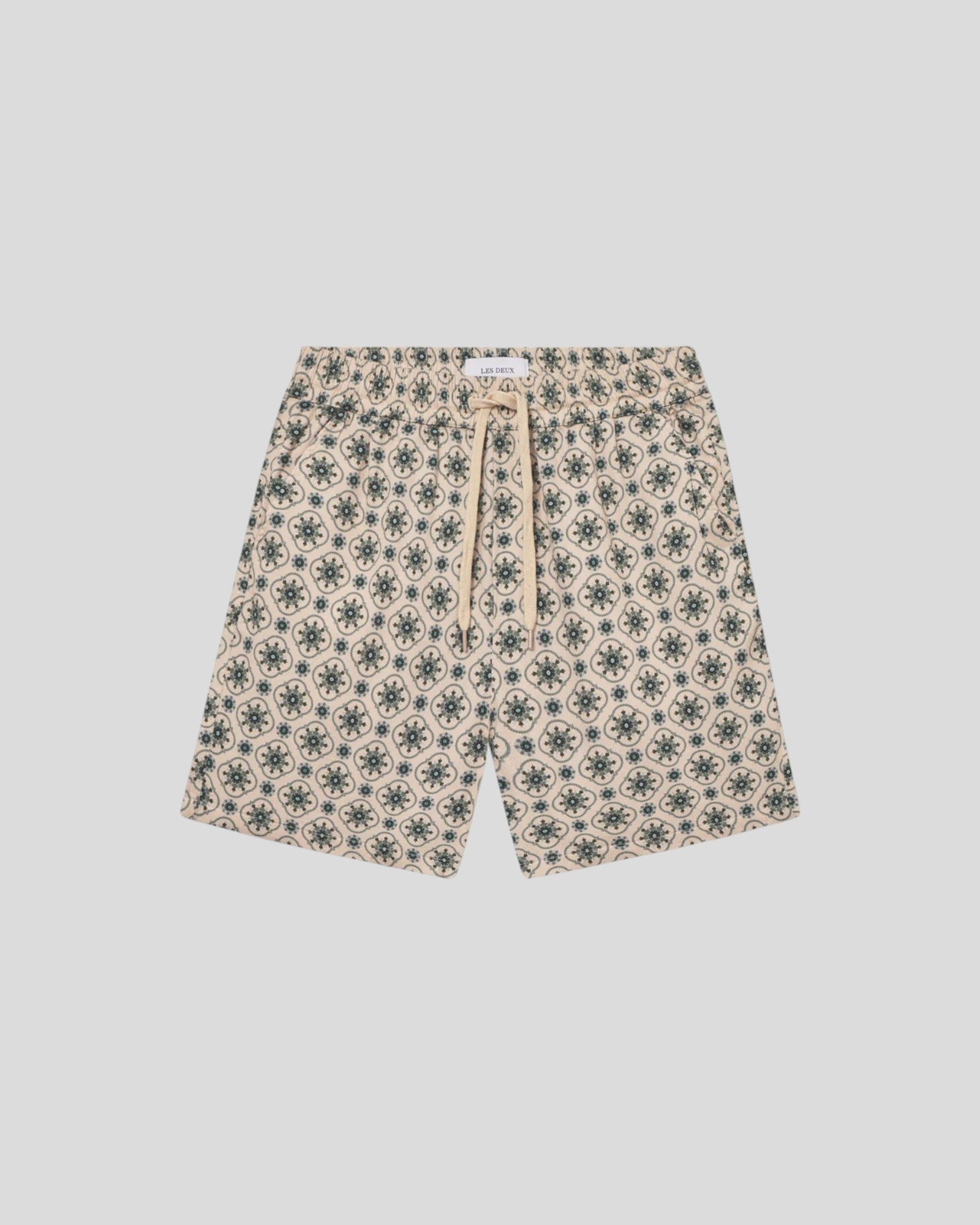 Les Deux || Otto AOP Tapestry Shorts - Ivory Les Deux