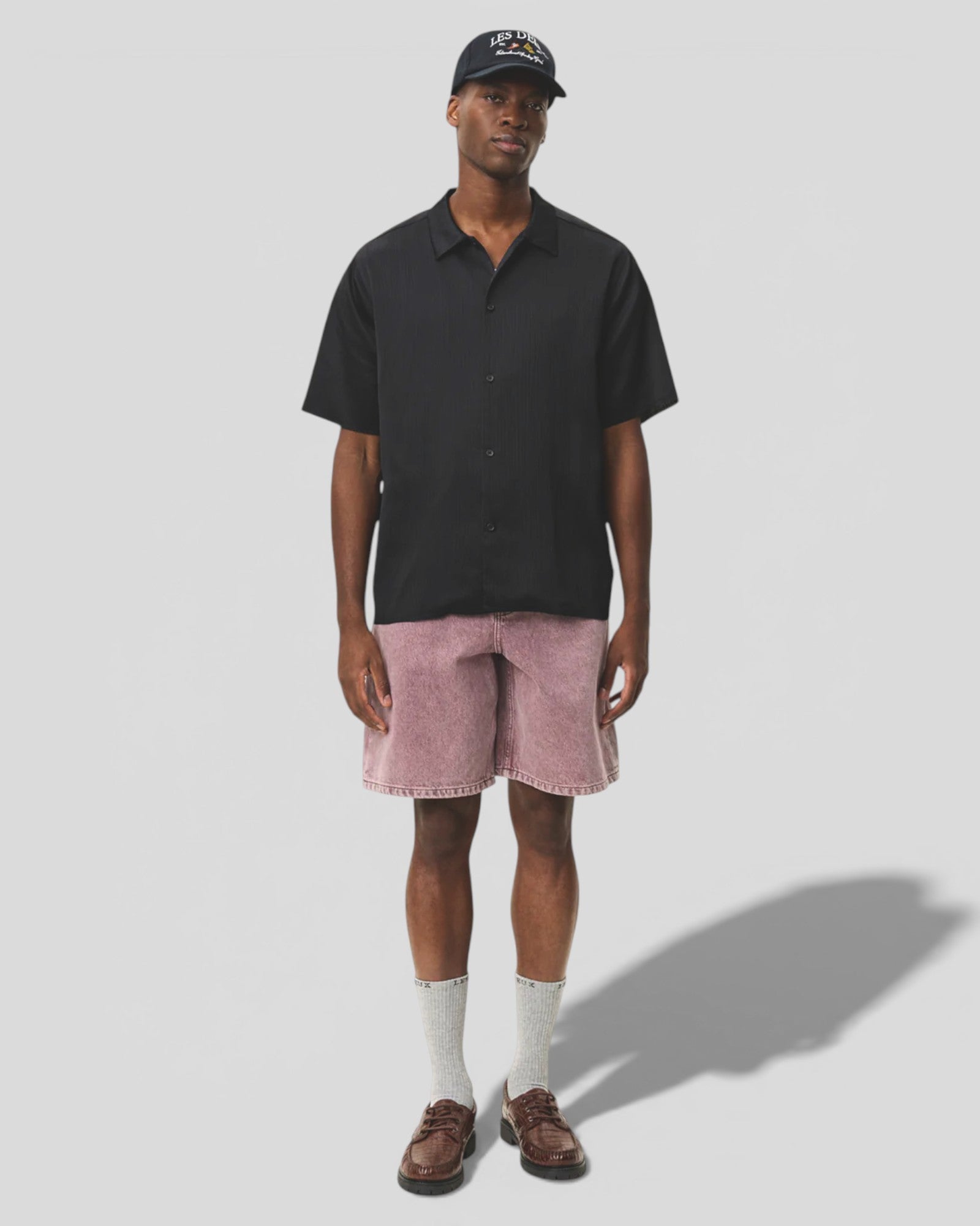 Les Deux || Hector Plissé SS Shirt - Black Les Deux