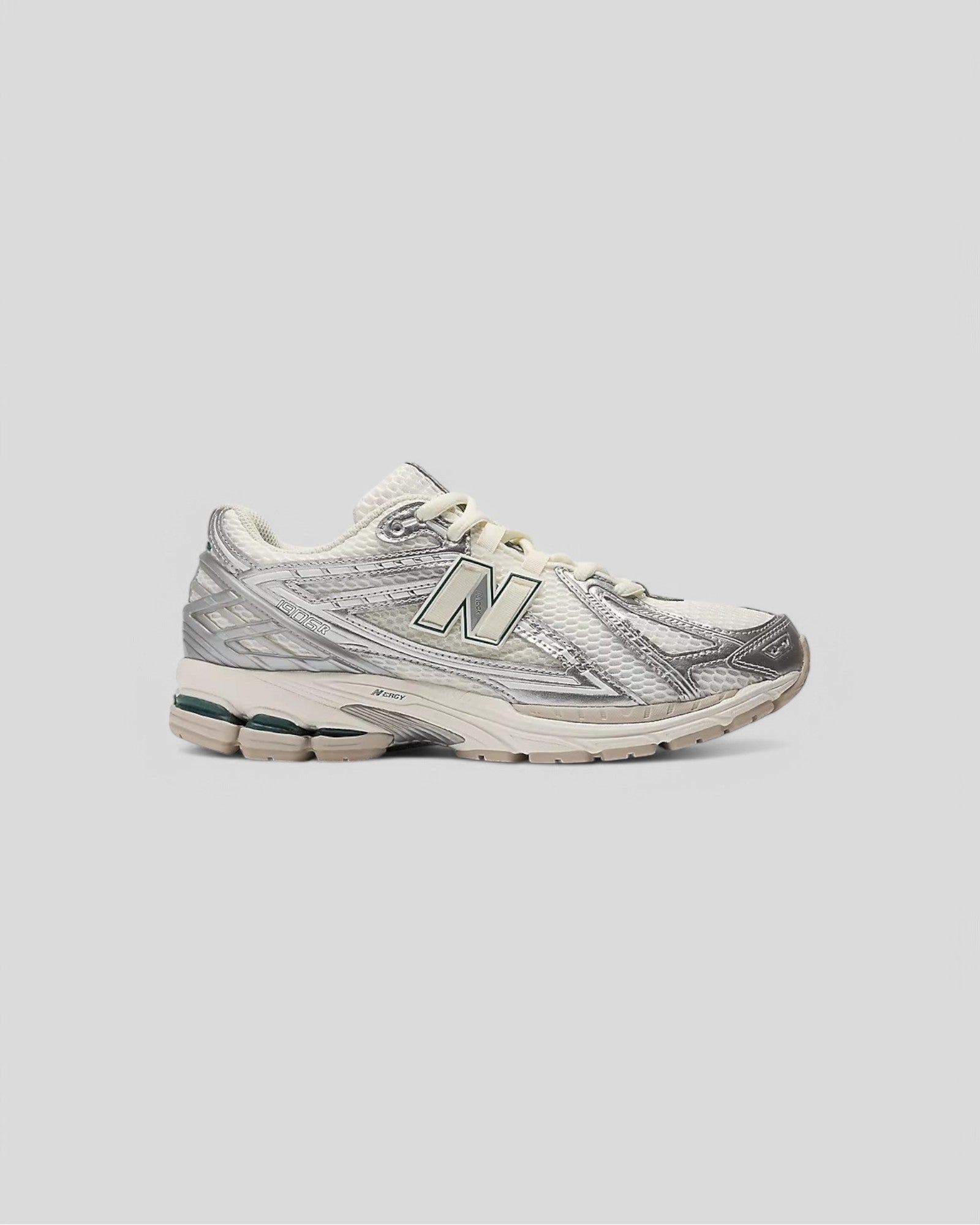 New Balance || M1906REE - Silver Metallic / New Spruce New Balance