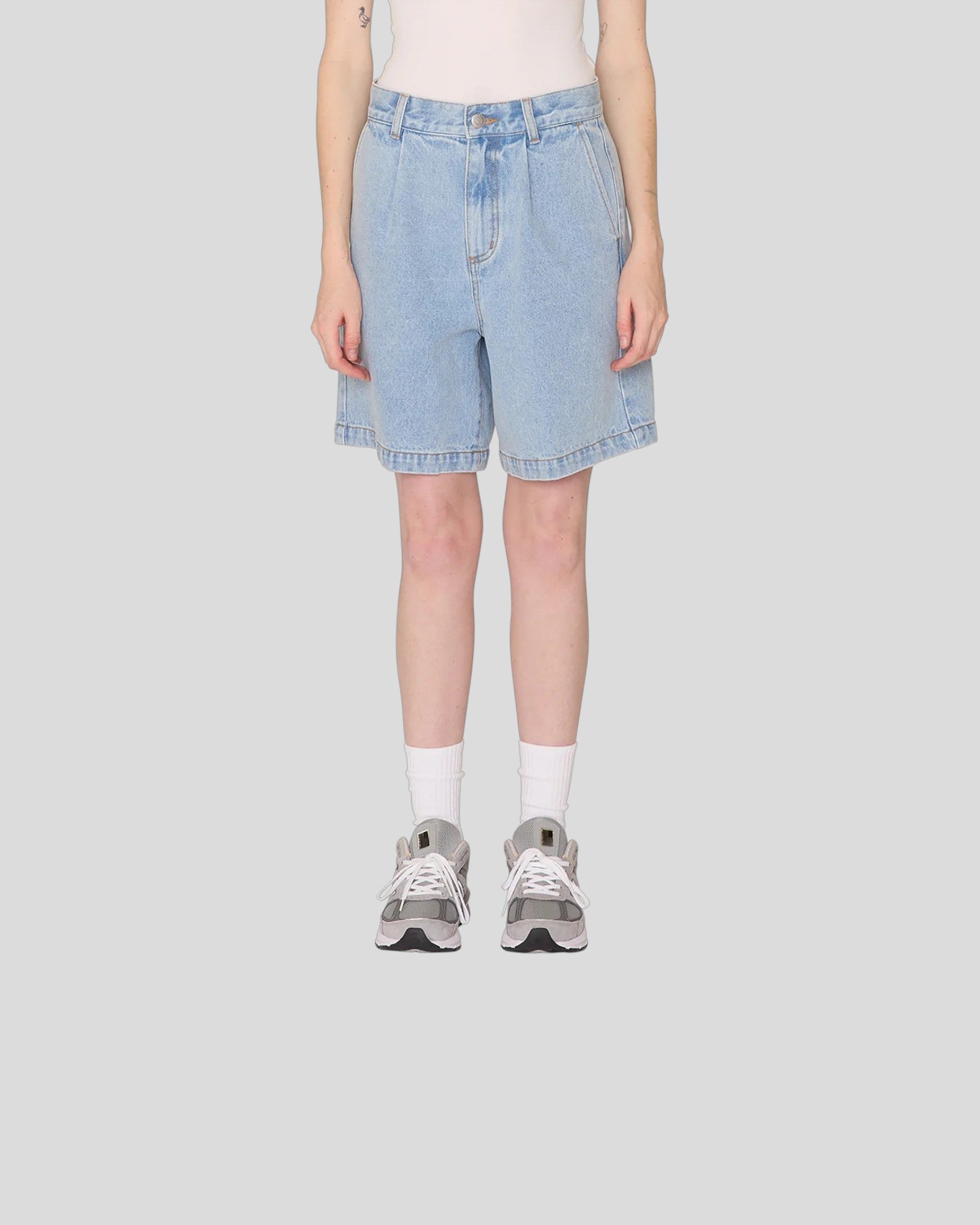 Obey || Eli Denim Pleated Short - Cirrus Obey