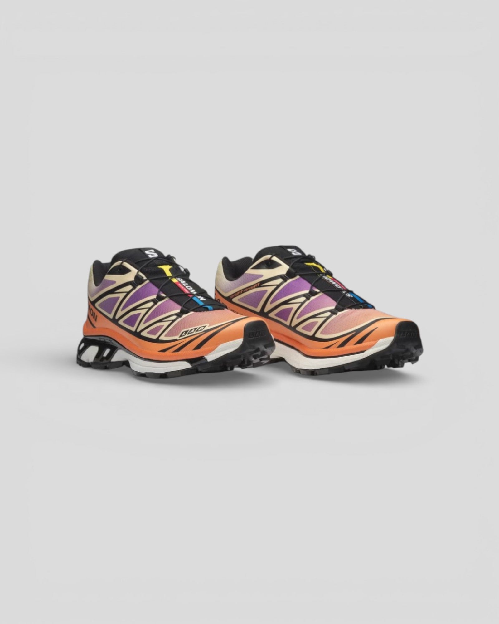 Salomon || XT-6 - Black/ Almond Cream/ Dragon Fire Salomon