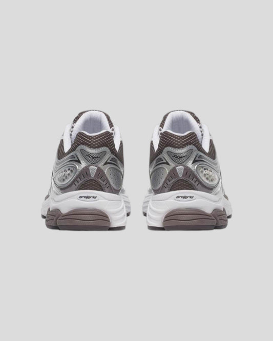 Saucony || Progrid Omni 9 - White/ Brown Saucony