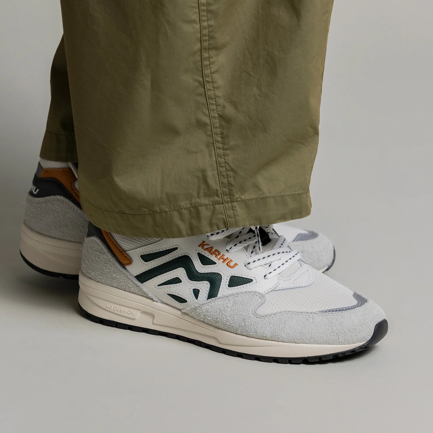 Karhu || Legacy 96 - Foggy Dew/Pineneedle Karhu