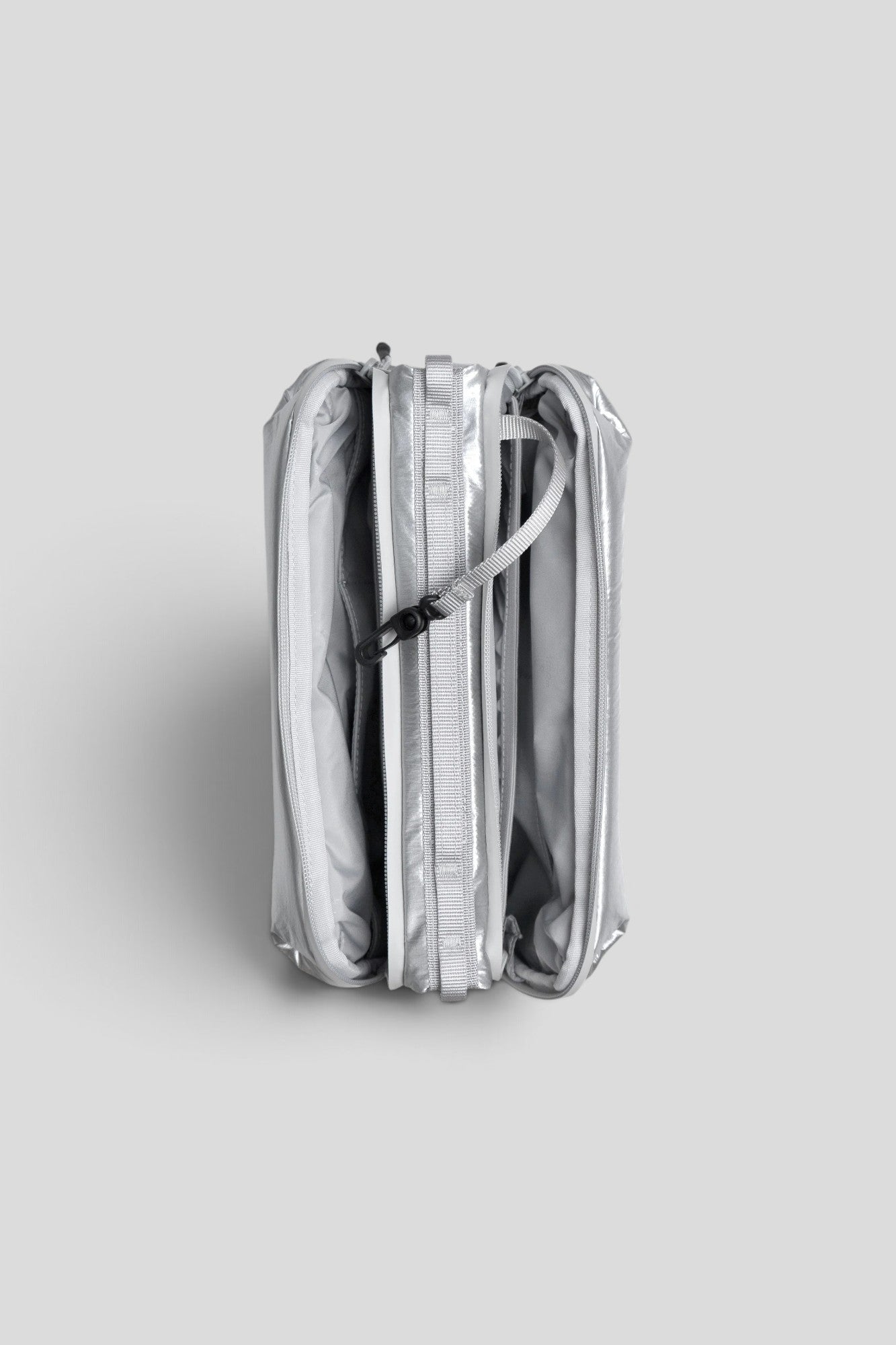 Topologie || Bottle Sacoche Large - Chrome Space Coated Topologie