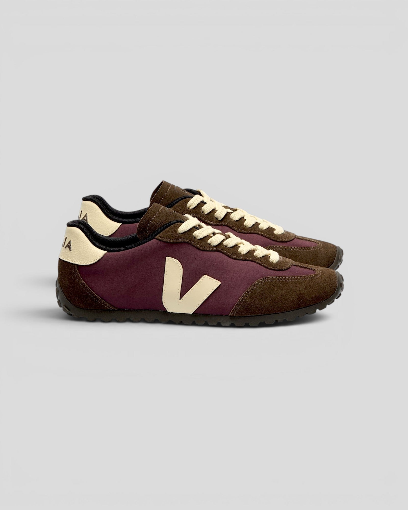 Veja || GT W Nolyn - Amarante/ Butter Veja