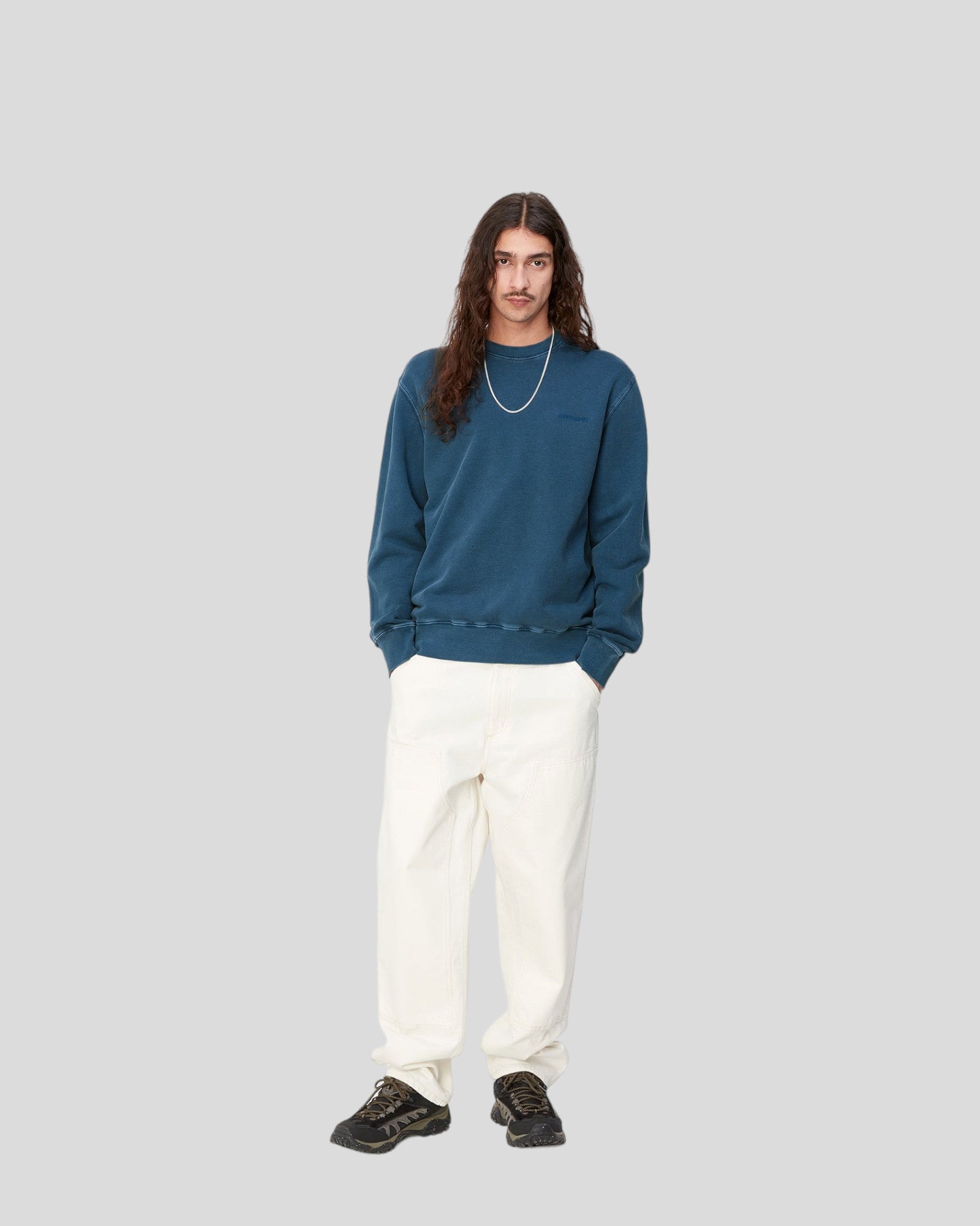 Carhartt || Duster Script Sweat - Elder Garment dyed Carhartt