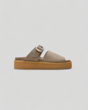 Clarks || Crepe Slide - Sand Clarks