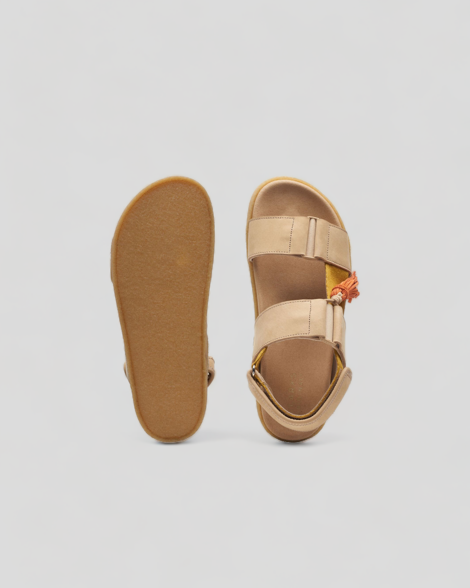 Clarks || Crepe SNDL - Sand Clarks