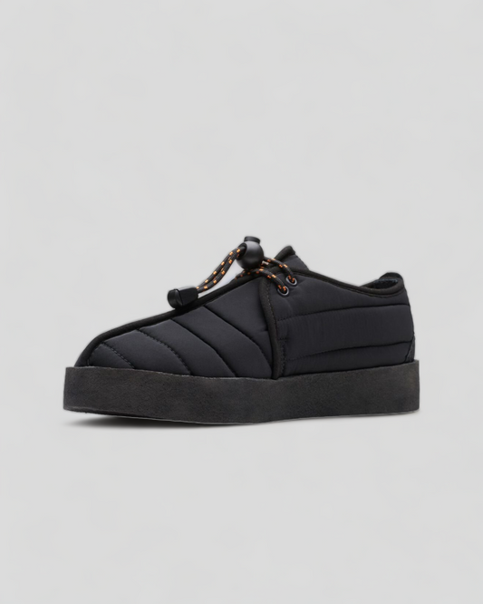 Clarks || Trek Cup - Black Clarks
