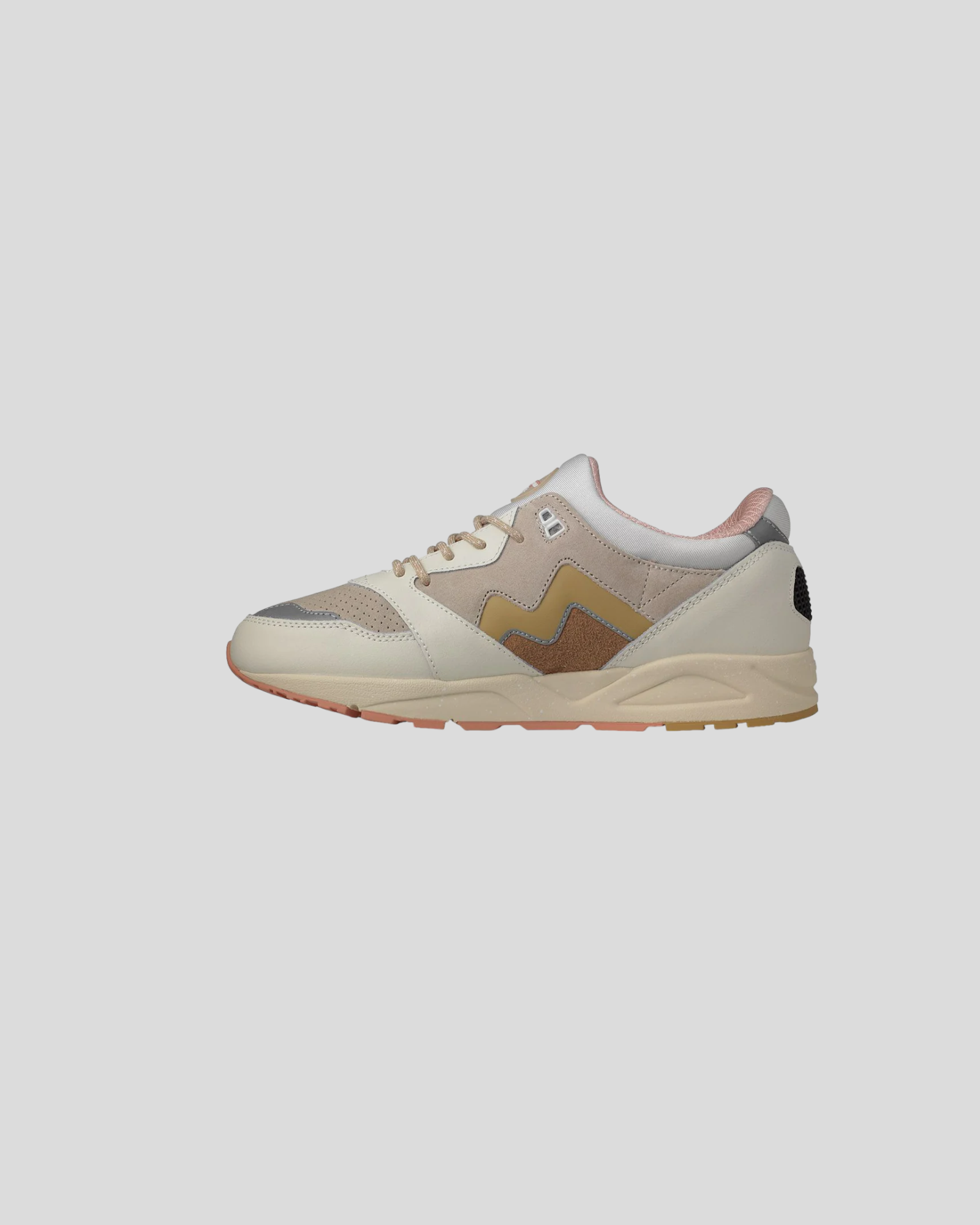 Karhu || Aria 95 - Lily White/ Curry Karhu