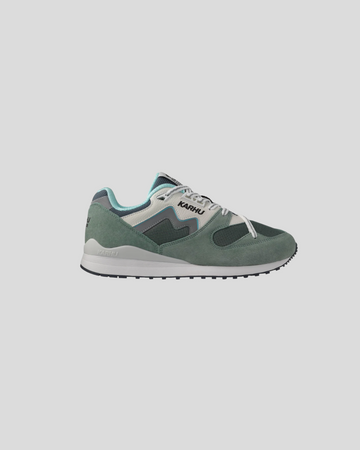 Karhu || Synchron Classic - Iceberg Green/ Lily White Karhu