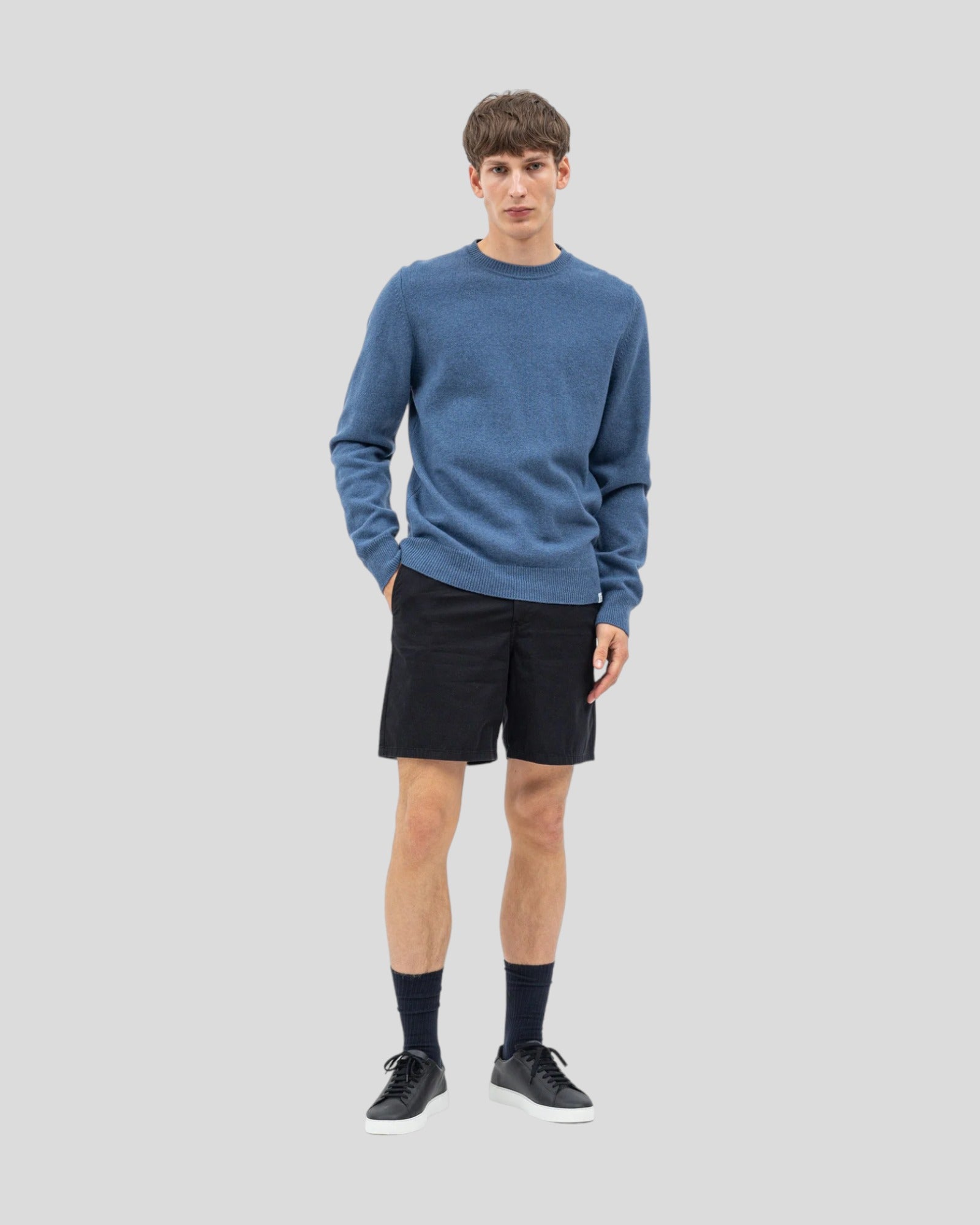 Norse Projects || Aros Regular Light Shorts - Dark Navy Norse Projects