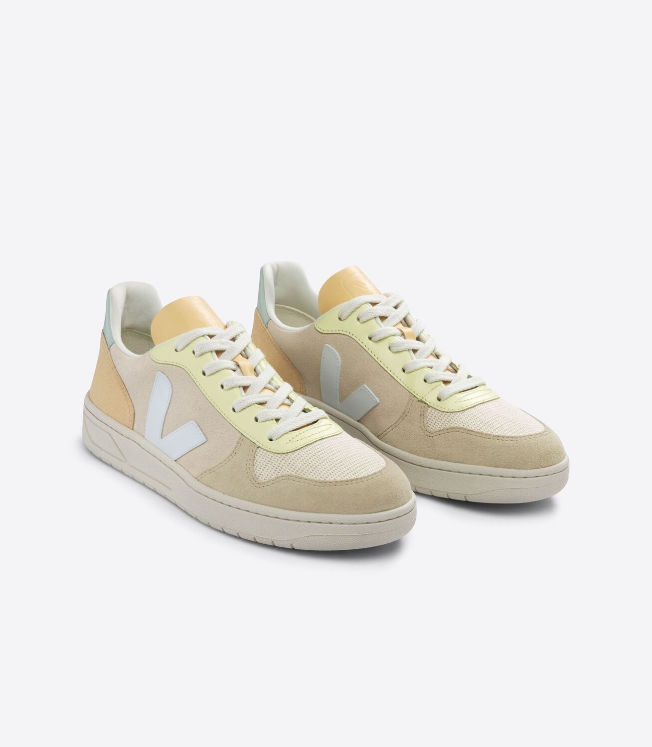 Veja || V-10 Suede - Sable Menthol Multico Veja